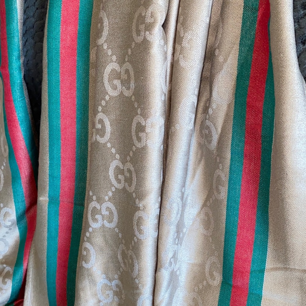 Gucci Authentic Scarf comes with Gucci Scarf Box